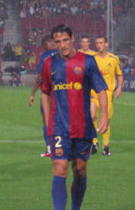 Juliano Belletti con el primer equipaje de la temporada 2006-07, el primero en incluir publicidad en el espacio central de la camiseta.
